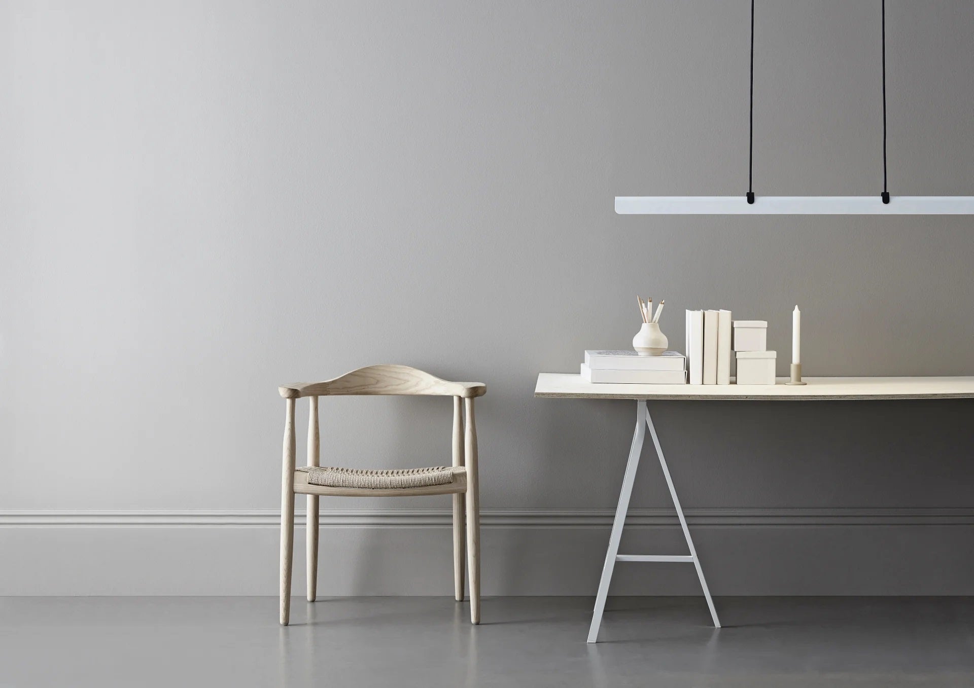 Fold L118 antracit/hvid langbordspendel