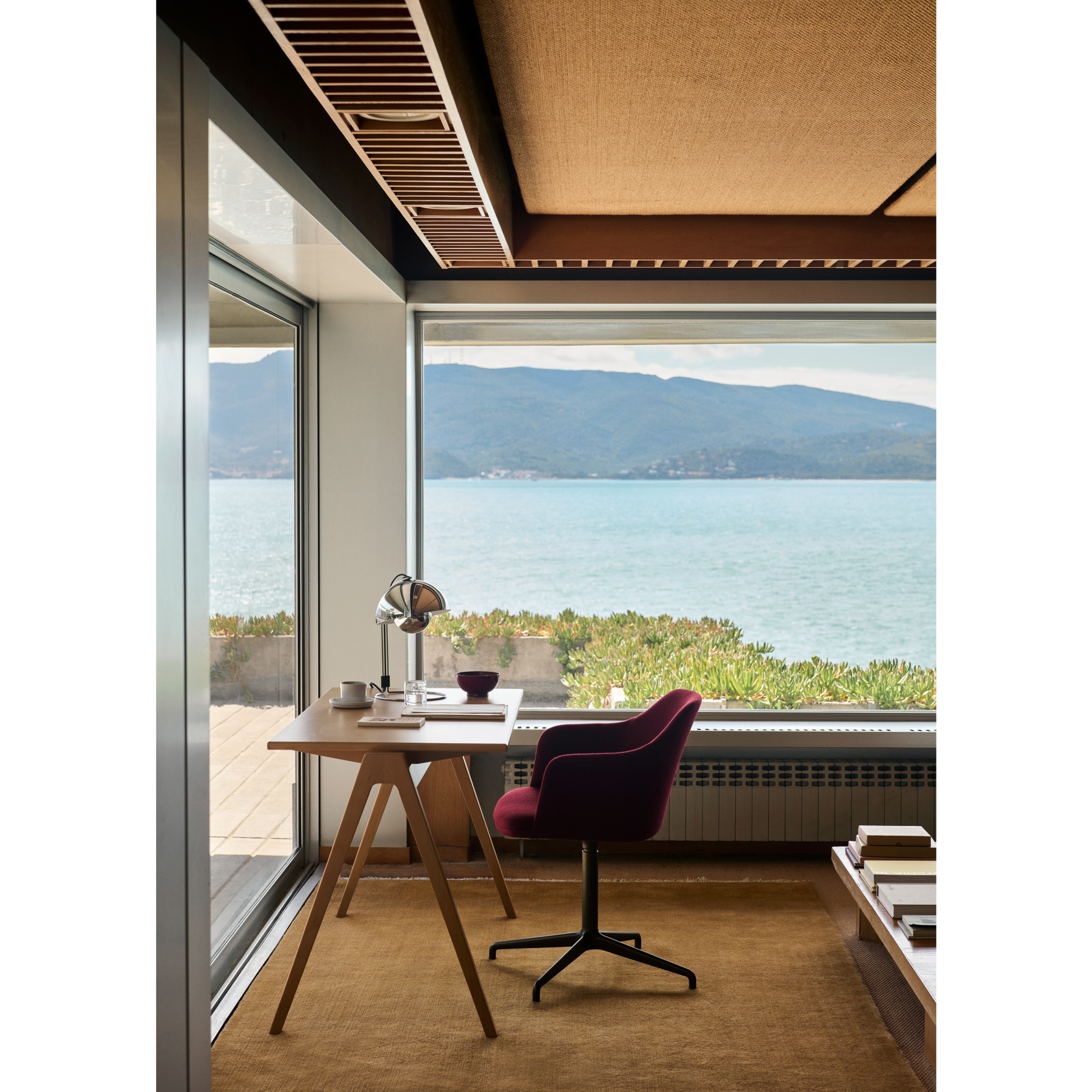 Flowerpot VP4 bordlampe krom