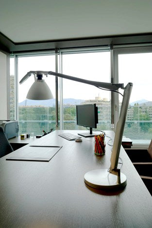 Fortebracio bordlampe metal med touch lysdæmper
