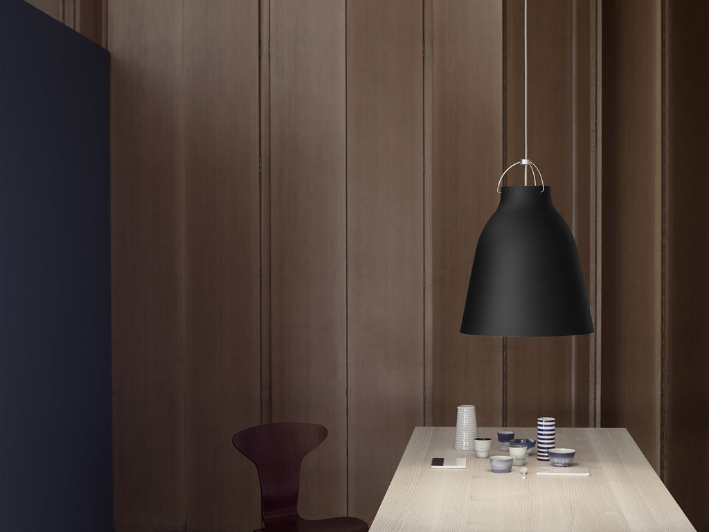 Caravaggio P3 pendel mat sort
