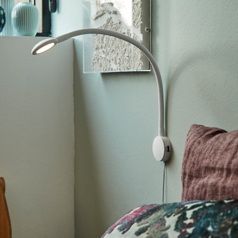 RL 27 led væglampe med 2usb hvid