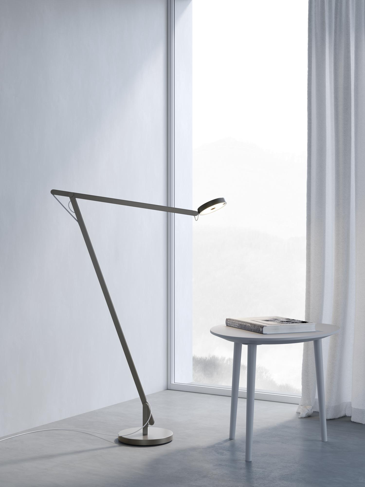 String F1 Gulvlampe grafit/Silver
