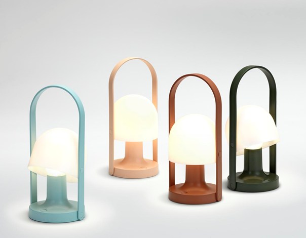 FollowMe bordlampe light blue