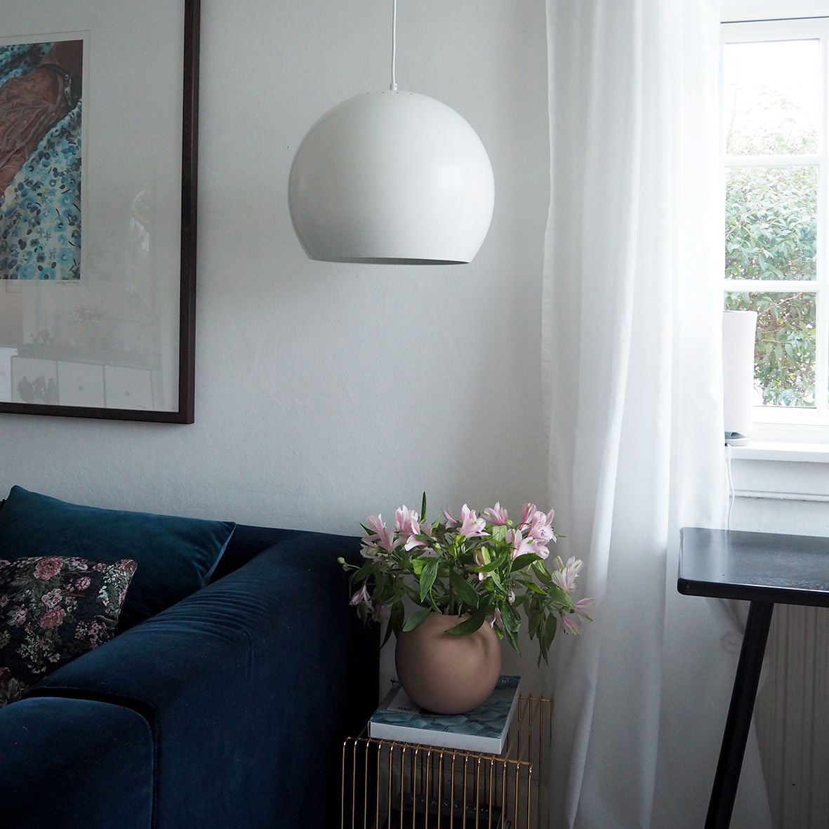 Ball Pendel Mat Hvid Ø40