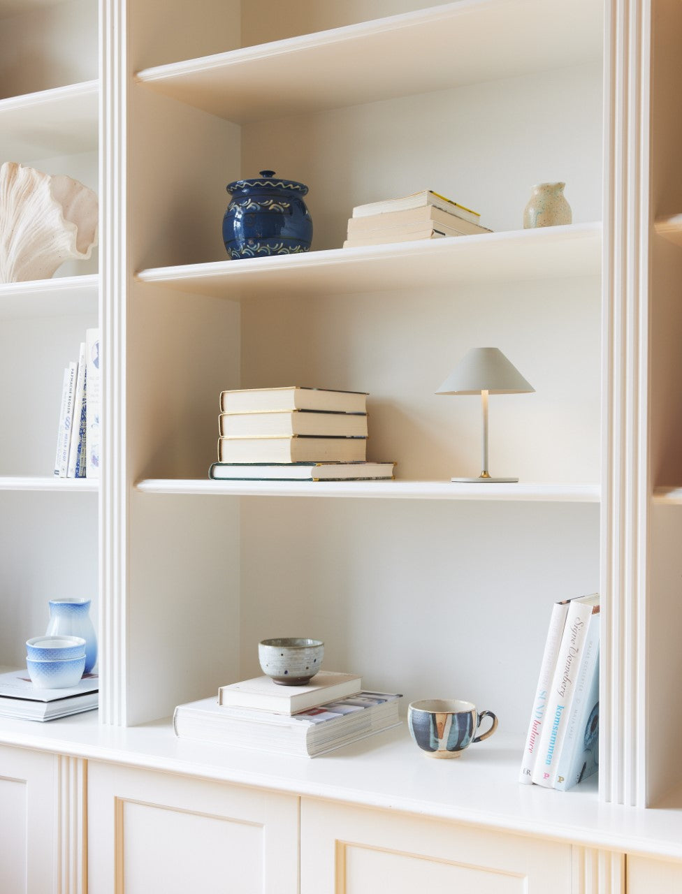 Hygge lys grå batteri bordlampe Ø15