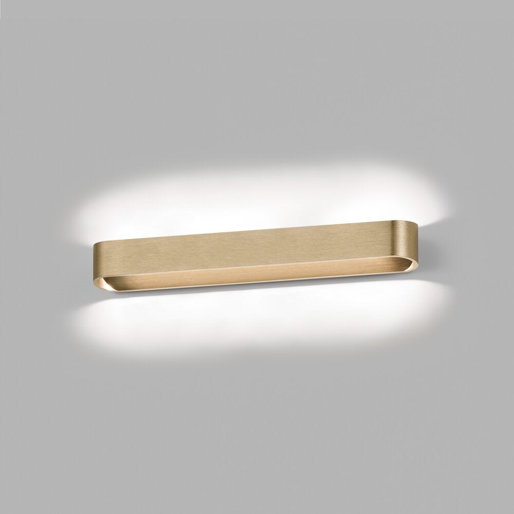 Aura W3 væglampe 2700/3000K Brass