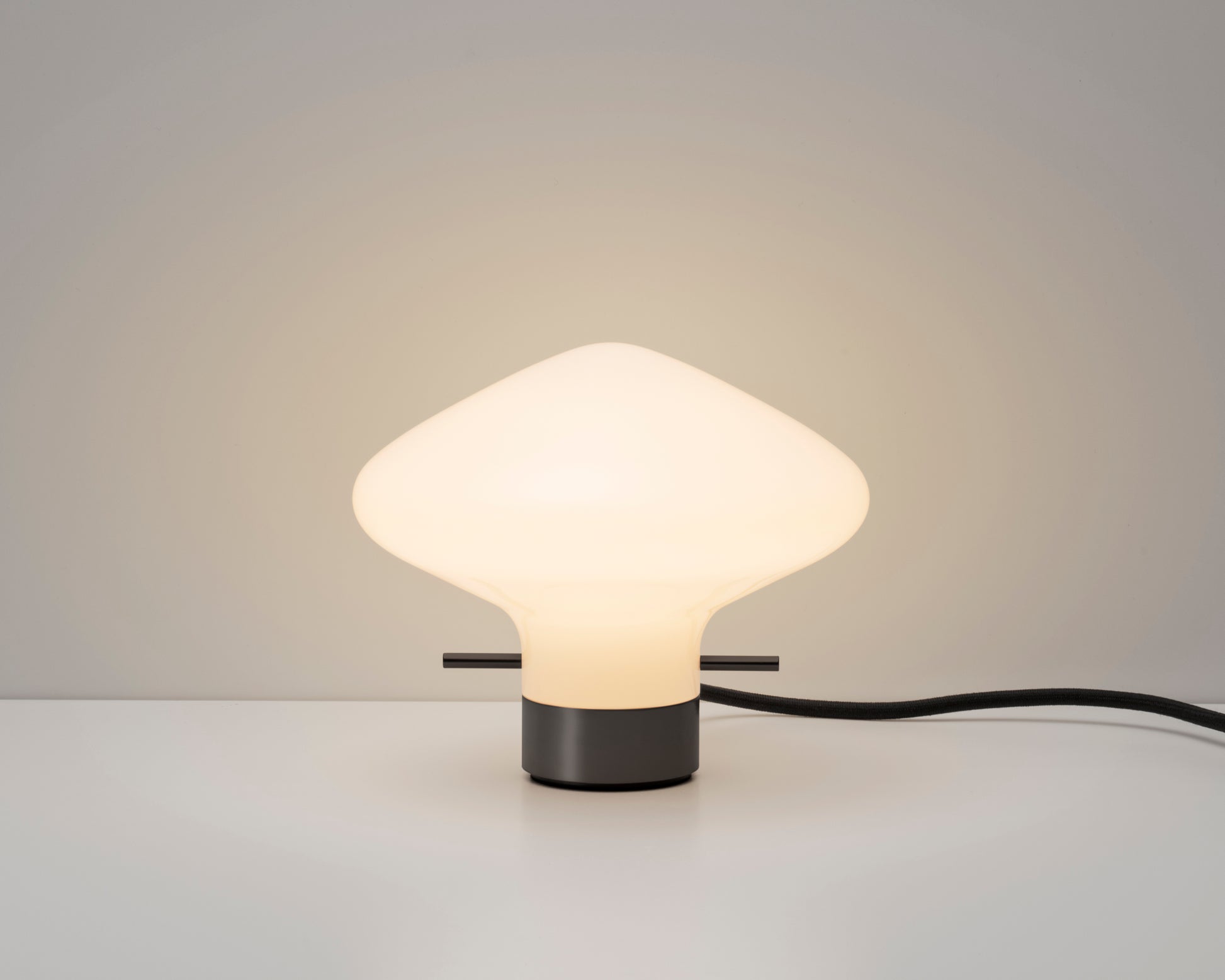 Repose Bordlampe - White/Black