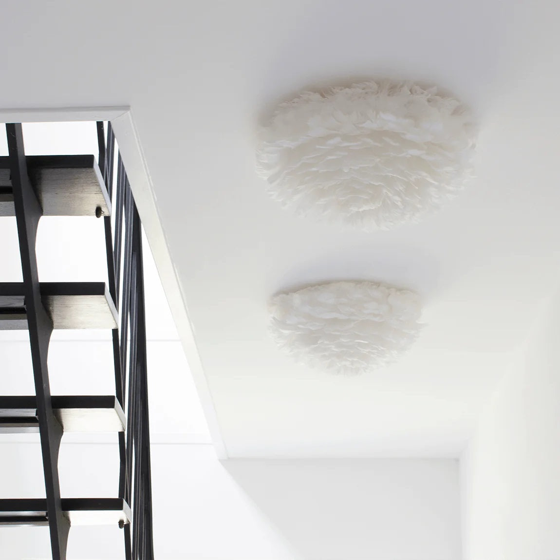 Eos Up medium hvid loftlampe