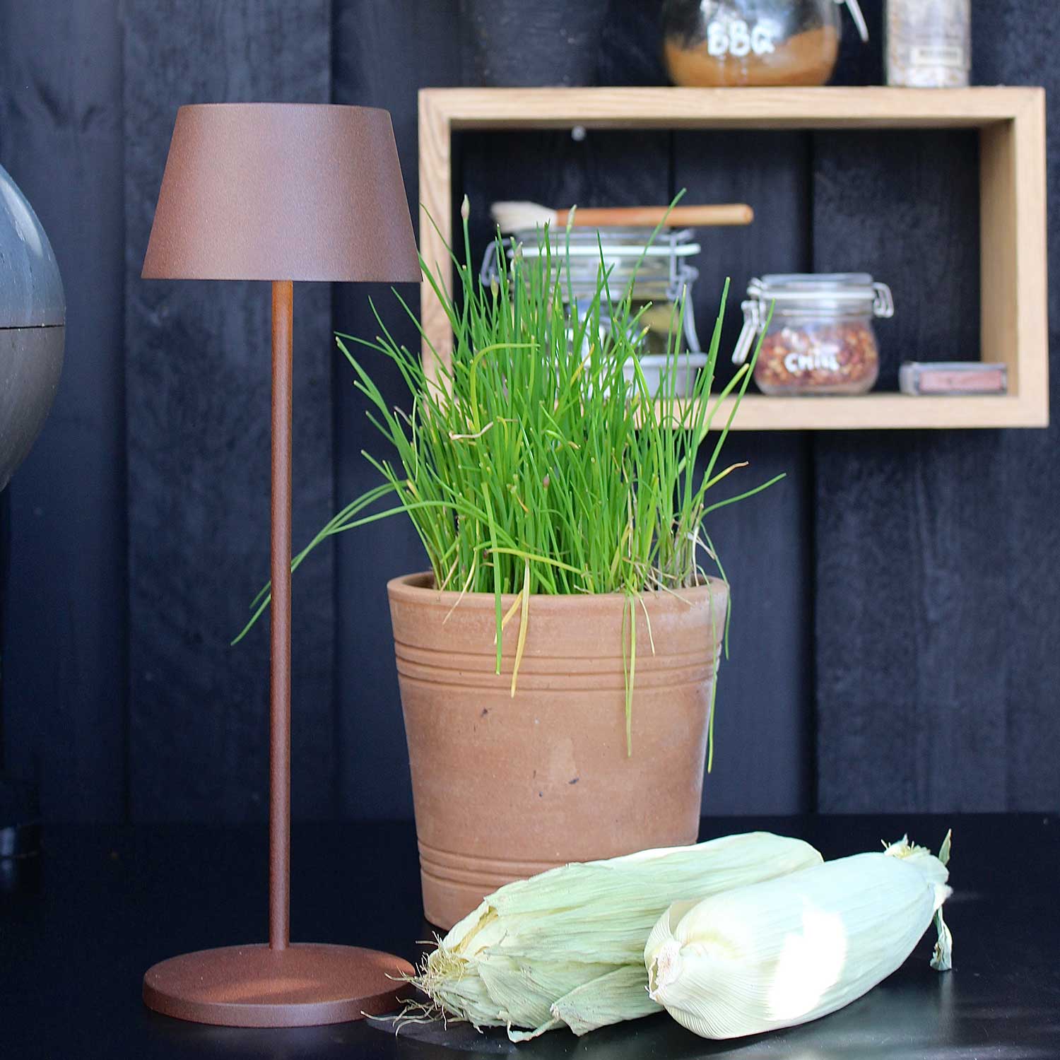 Modi corten bordlampe