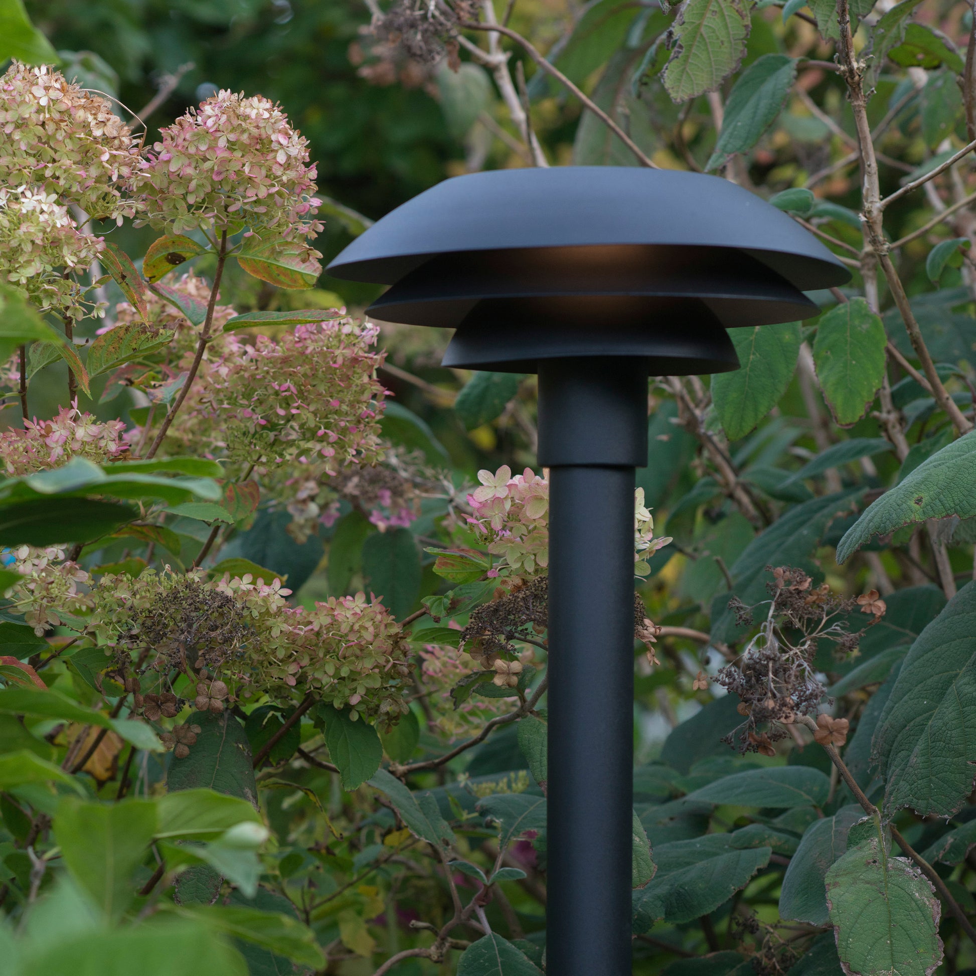 DL31 sort udendørs bedlampe