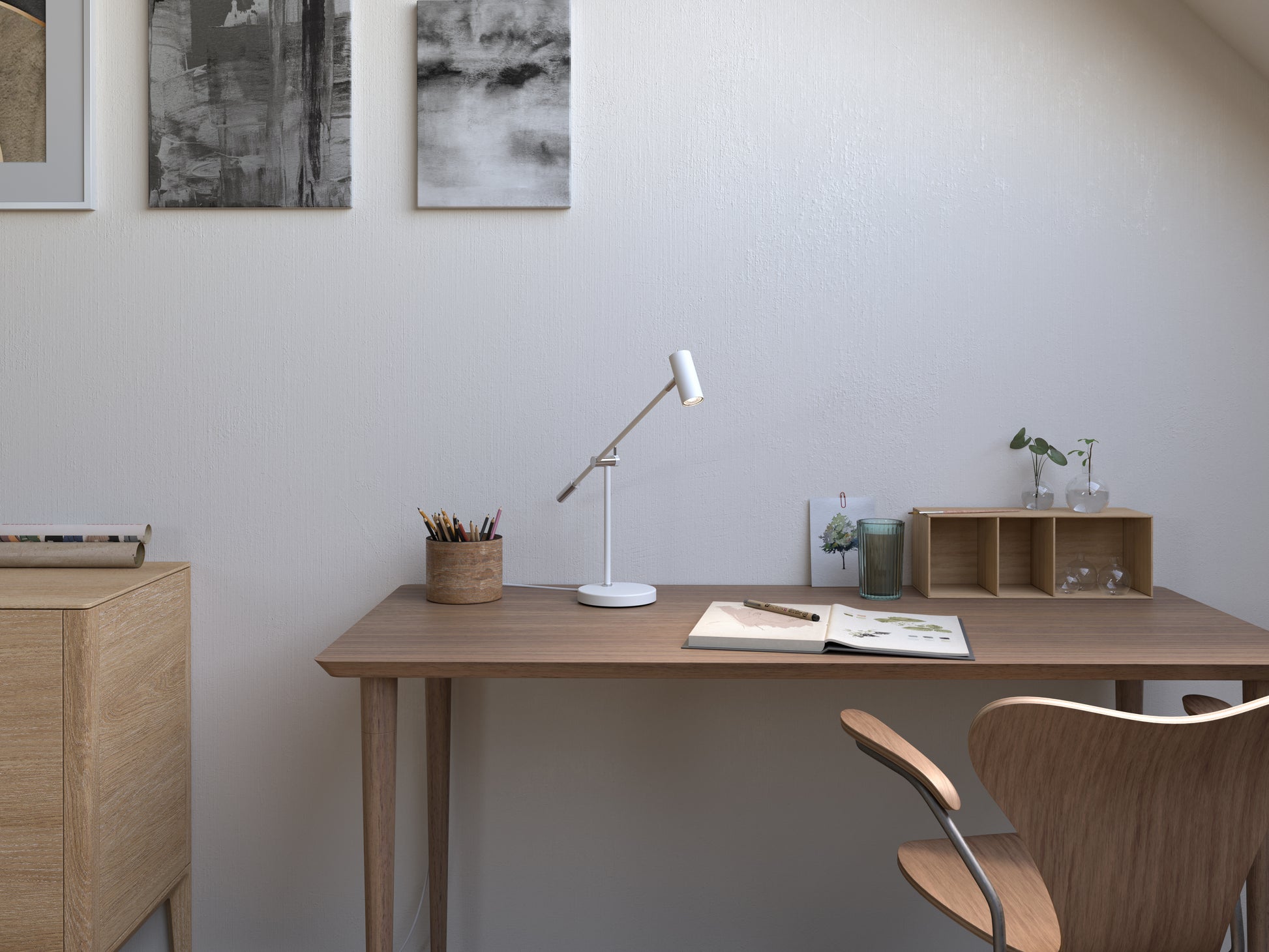 Cato hvid bordlampe
