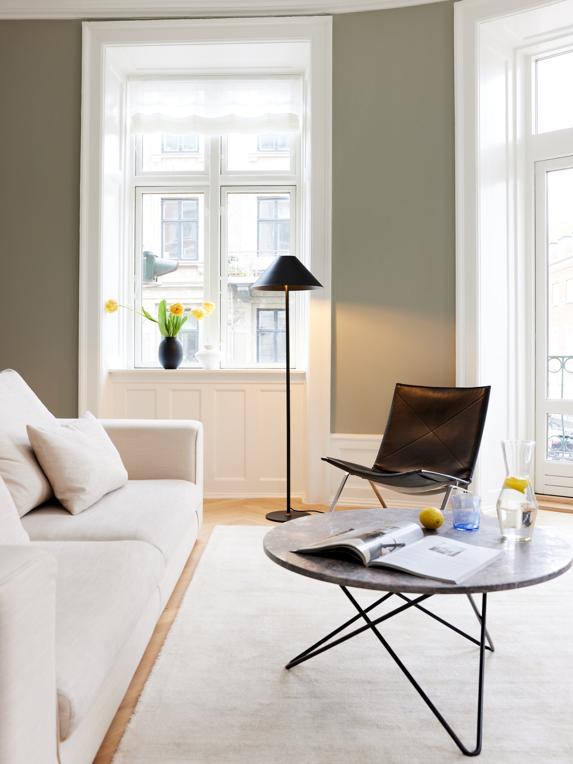 Hygge Gulvlampe Ø40 Grafit Sort