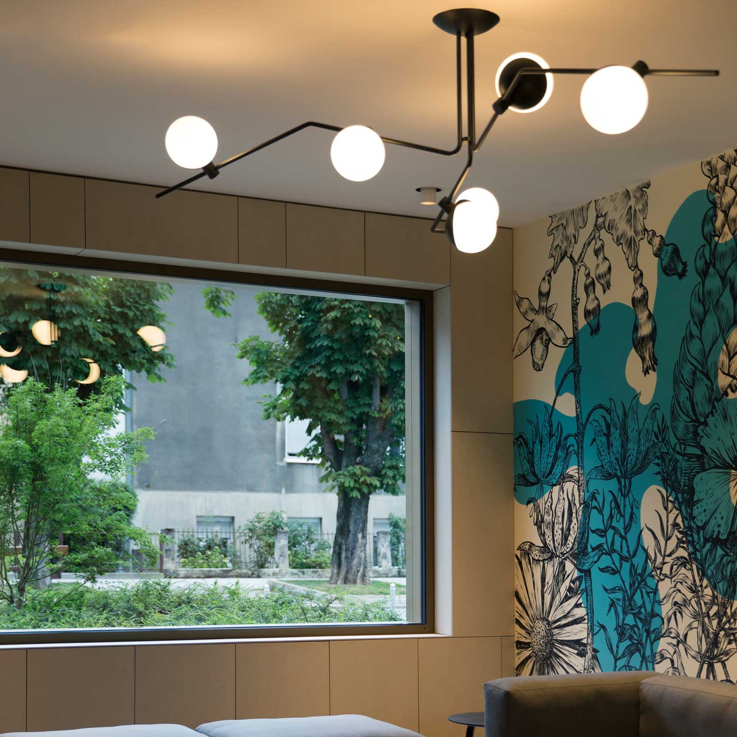 Baluna Chandelier 6