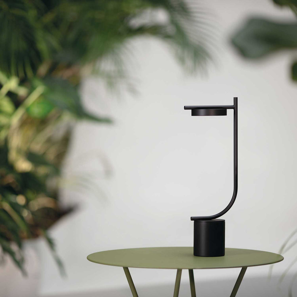 Igram Portable Bordlampe Sort Model J