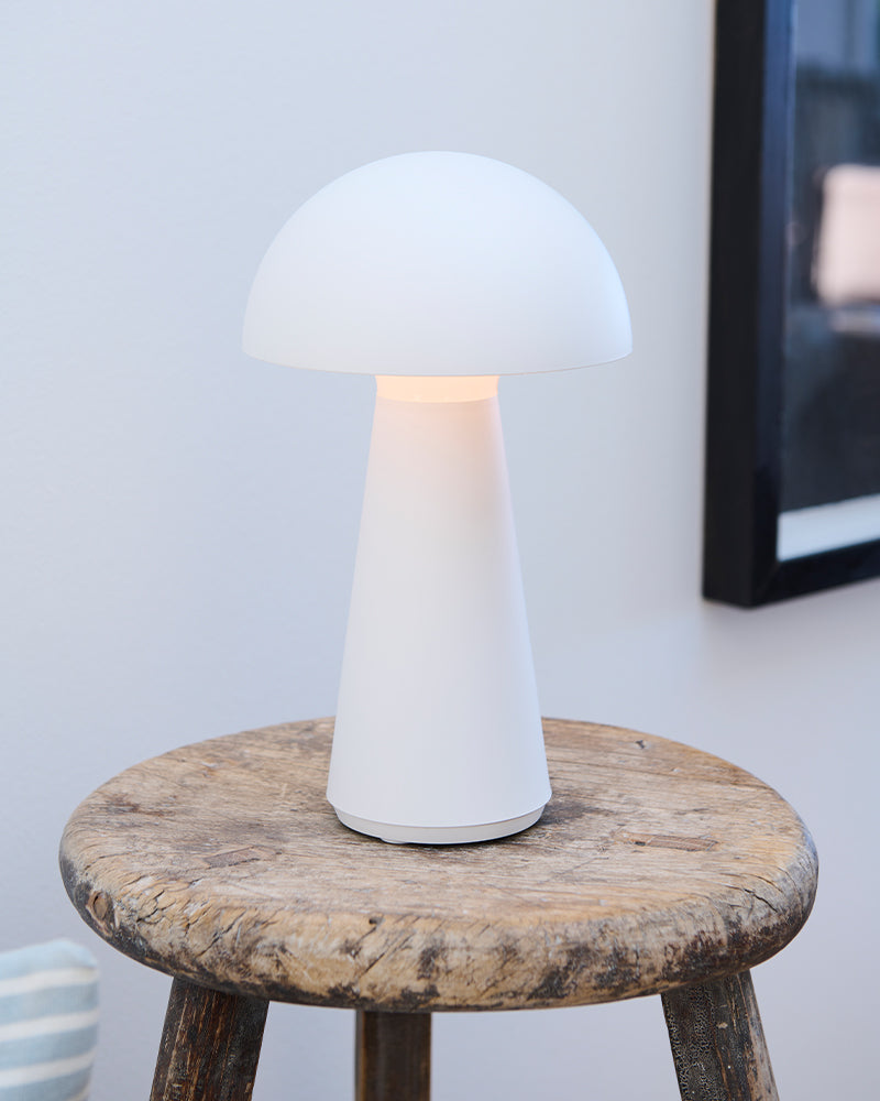 Sam Portable Bordlampe Hvid