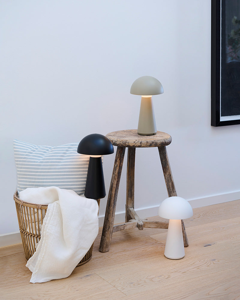 Sam Portable Bordlampe Hvid