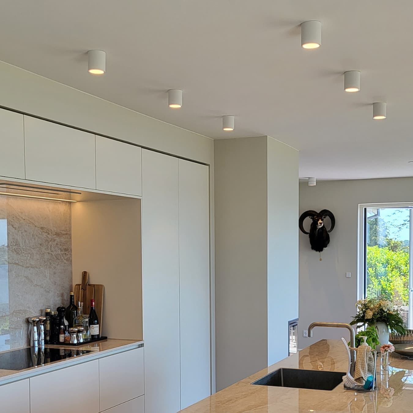 Tube Ceiling LED 2700K - Hvid