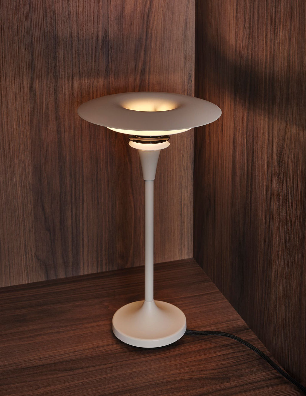 Diablo bordlampe Ø20 sand/bronze