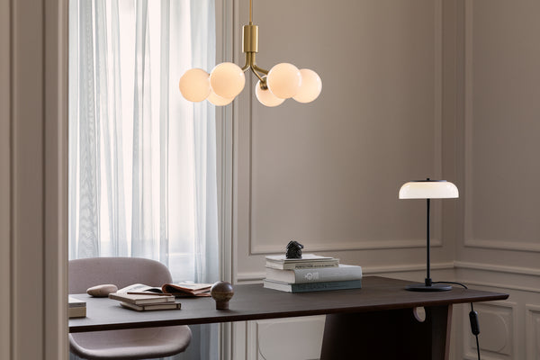 Apiales 6 børstet messing/opal pendel