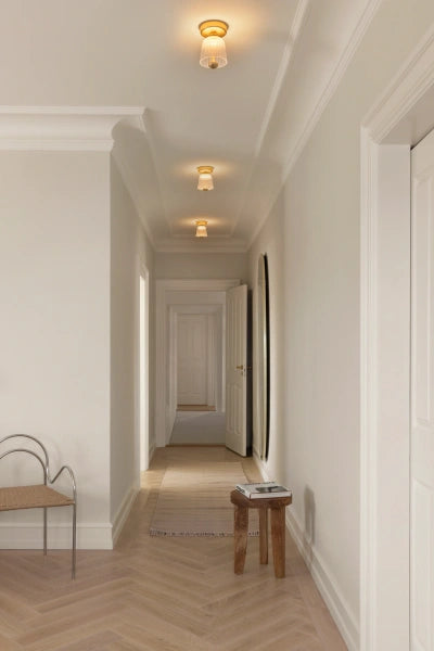 Asteea satin messing/akryl loftslampe
