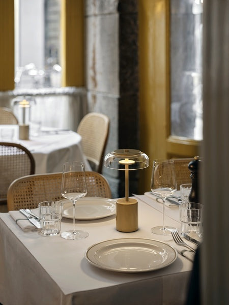 Blossi mini nordisk guld/klar led transportabel bordlampe