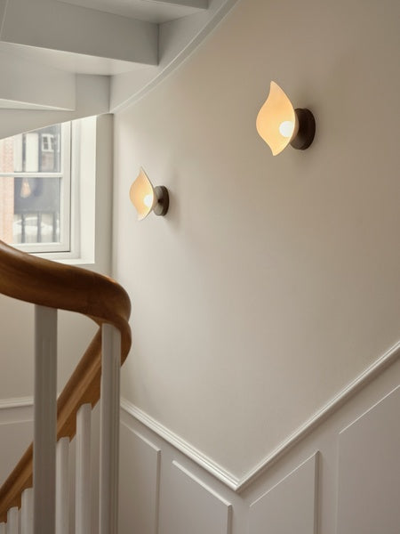 Florii 1 mørk bronze/hvid væglampe