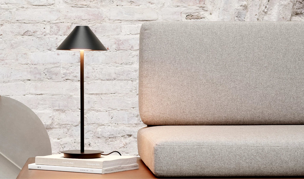 Keglen Bordlampe 175 3000K Base Sort