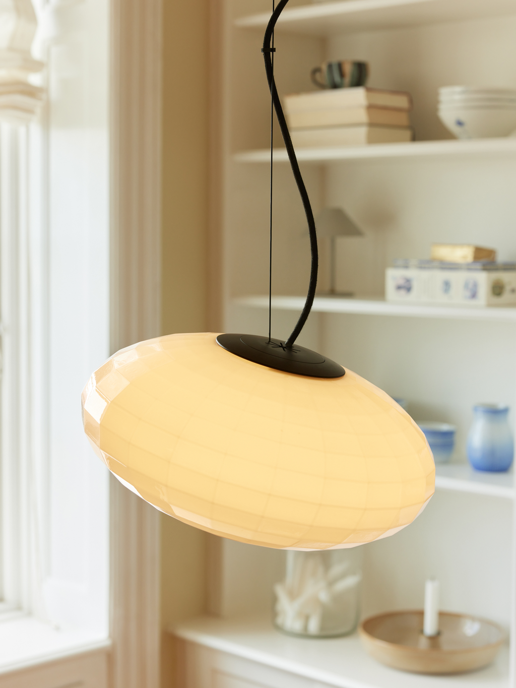 Mesh Ø20 opal pendel