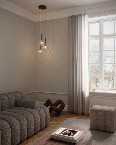 Miira 3 stengrå/klar klynge