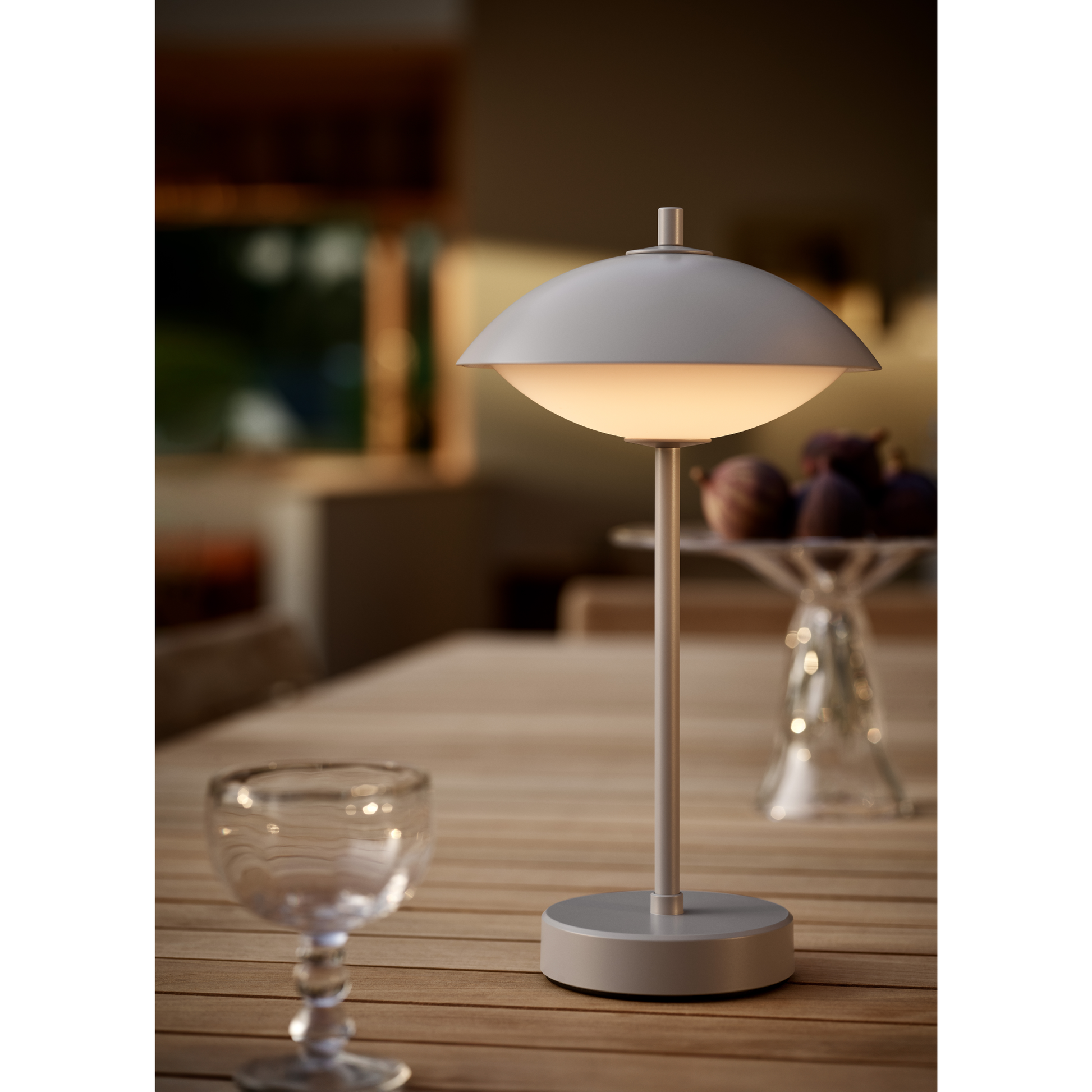 Musling grå portable bordlampe