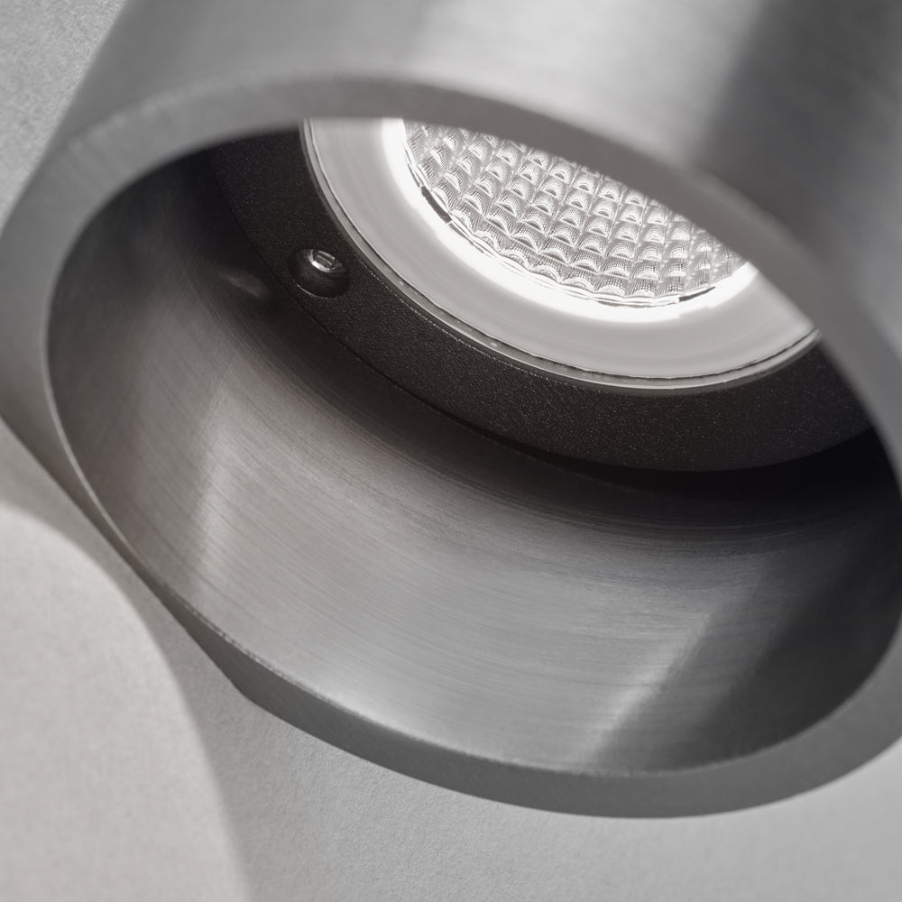 ZERO W2 2700K VÆGLAMPE TITANIUM