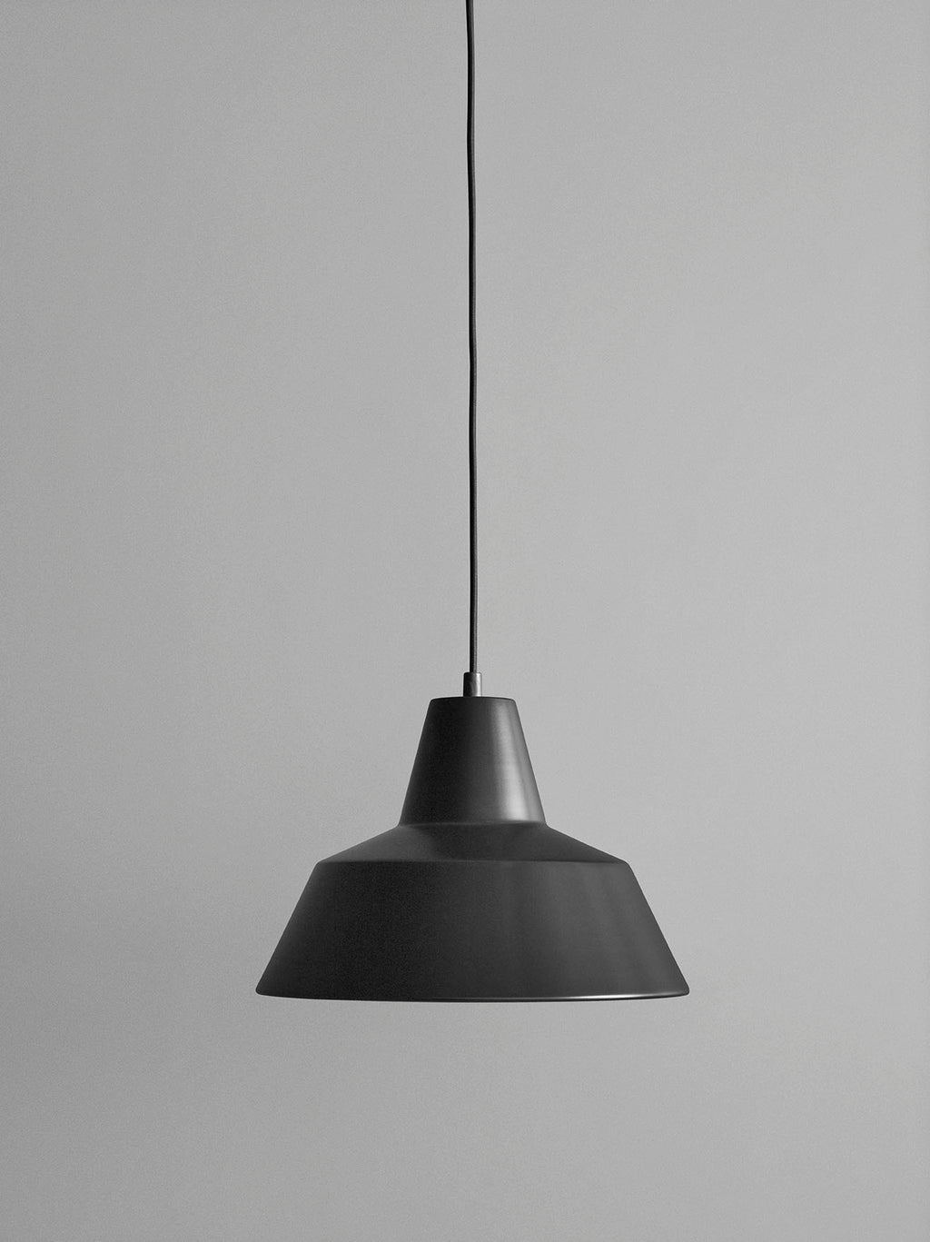 Workshop Lamp W3, Matte Black