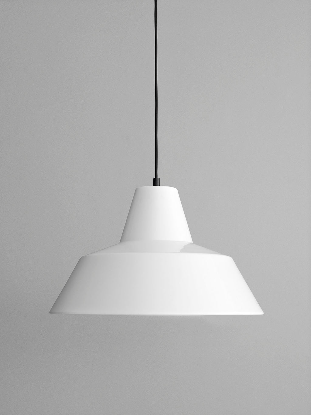 Workshop Lamp W4, Matte White