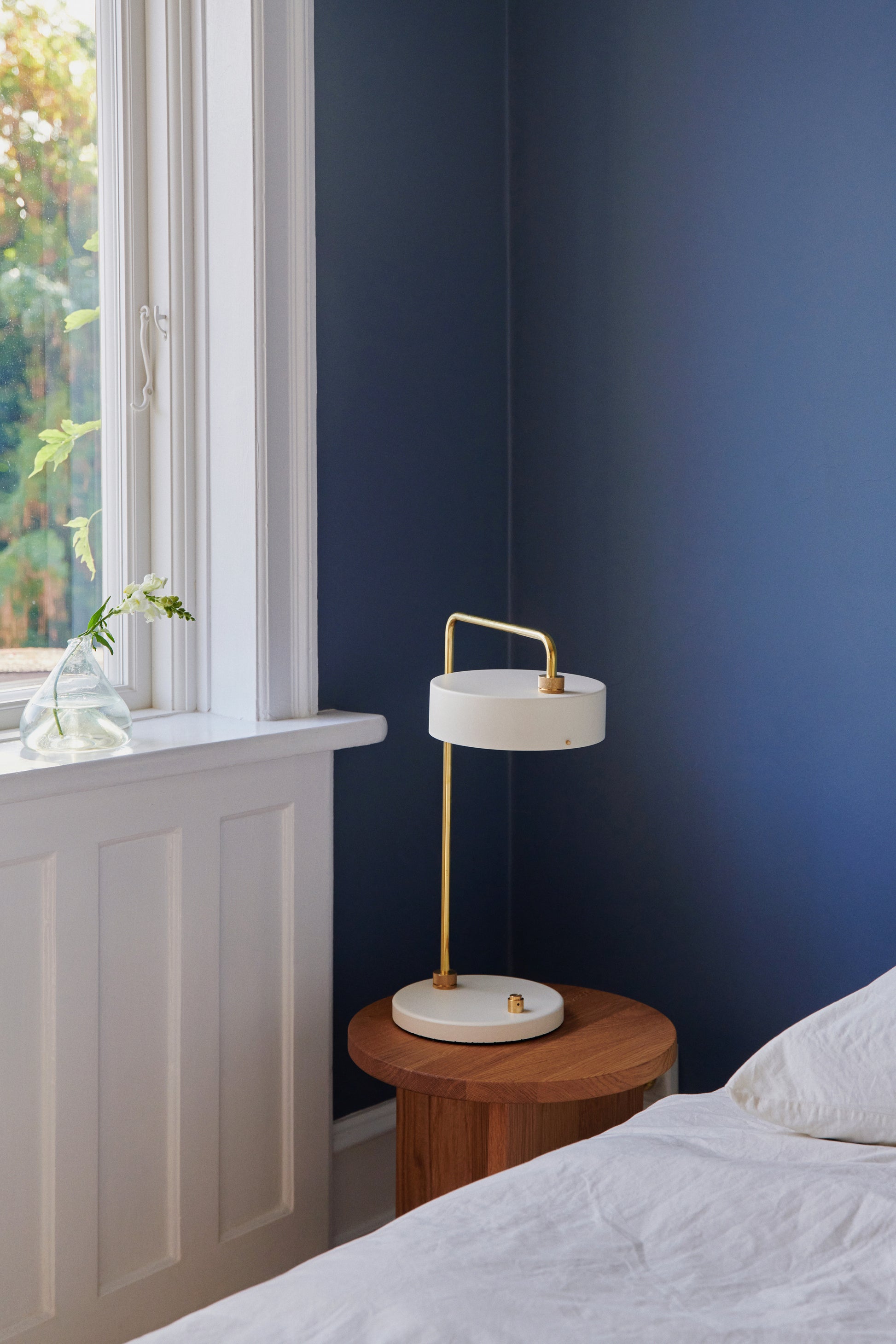 Petite Machine Table Lamp, Oyster White